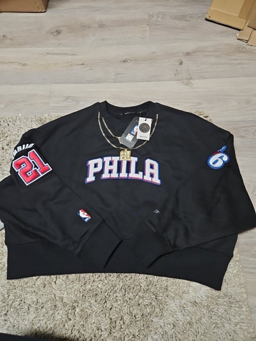 Women Pro standare Phila Gold Chain Sweatshirt Black Size Xs